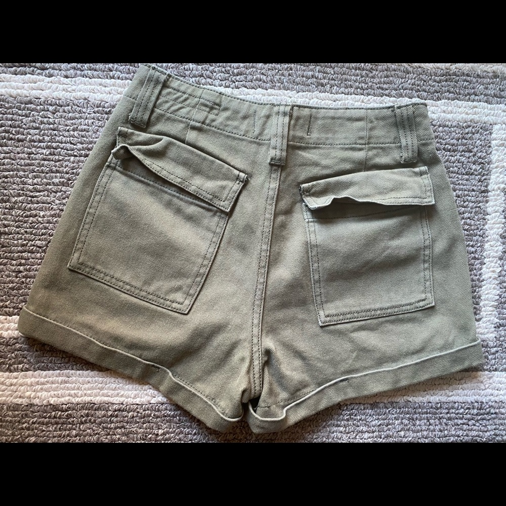 PacSun Shorts - Picture 2 of 3